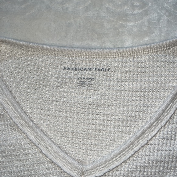 American Eagle top‎ - Picture 3 of 3